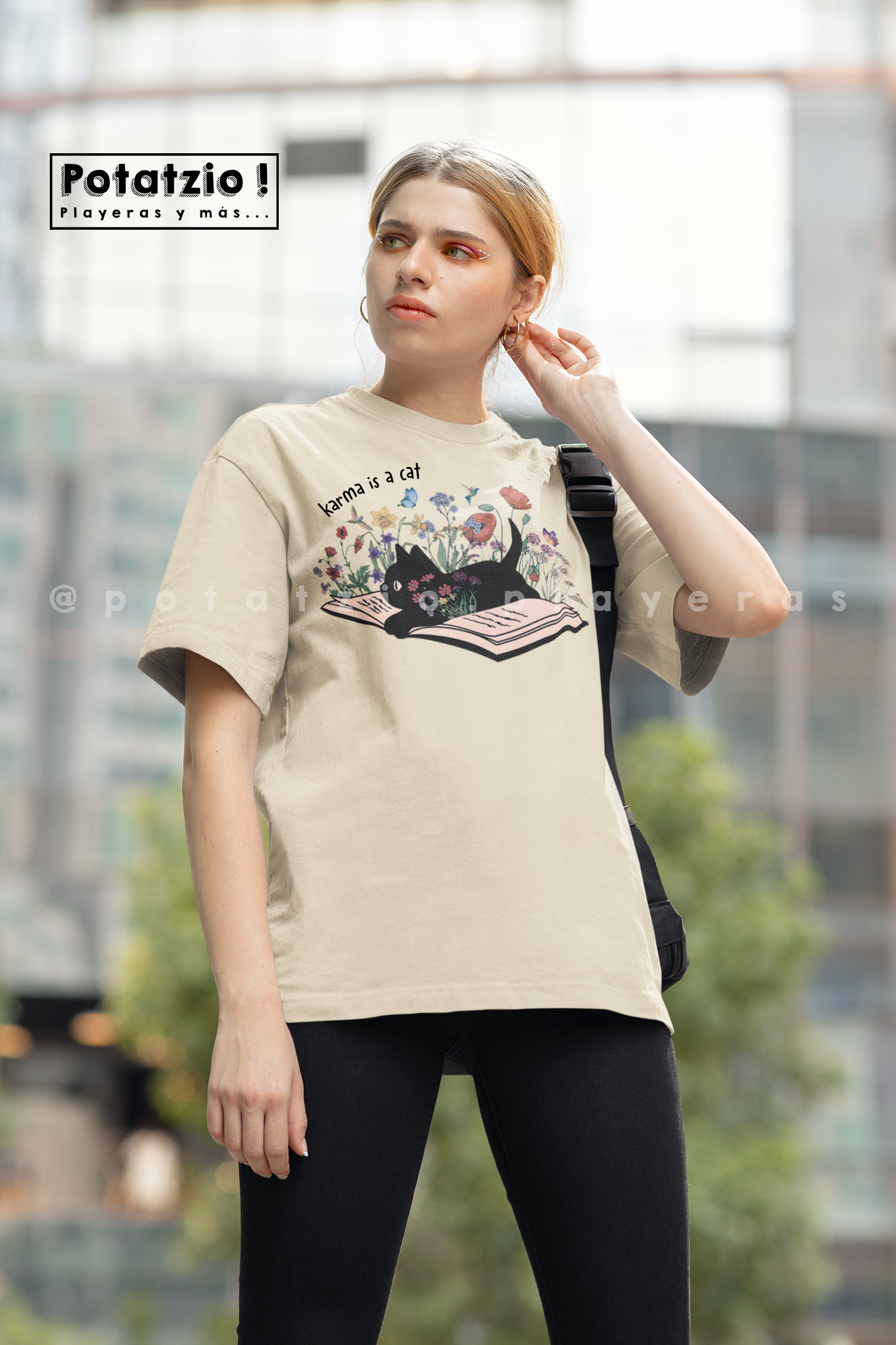 Karma is a Cat The Eras Tour Taylor Swift (2 colores / unisex)